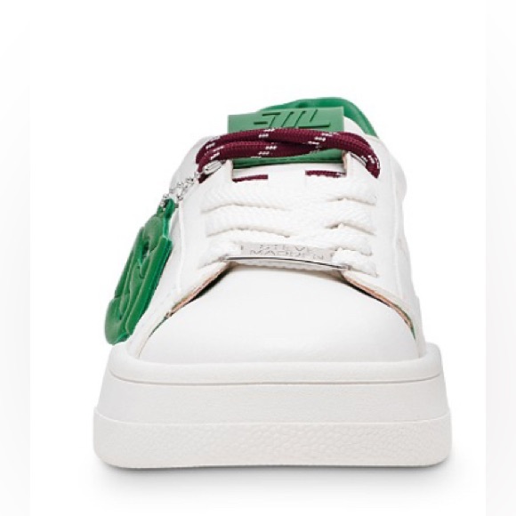 STEVE MADDEN Marvin Sneakers. White/Green Faux Leather (w/ charm)- Size: 7.5 - Picture 3 of 11